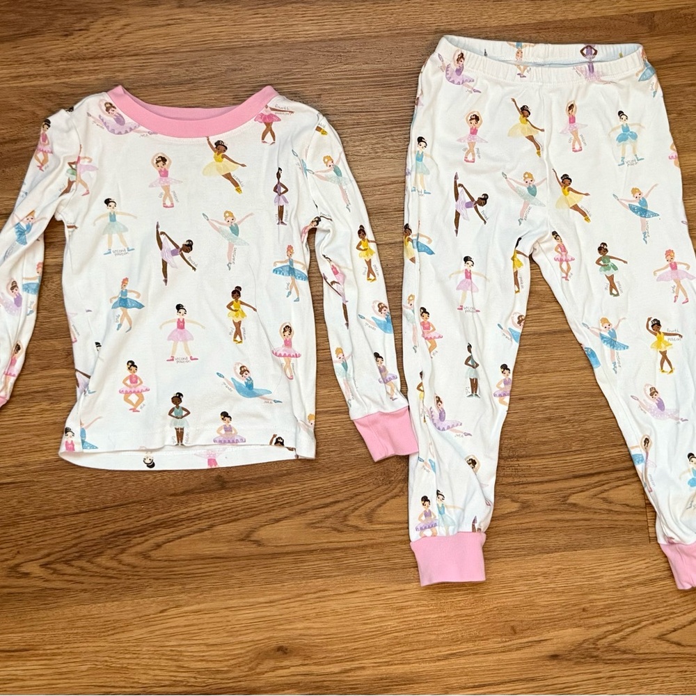 Pottery Barn Kids Ballet Print Pajama Set - Pink Accents